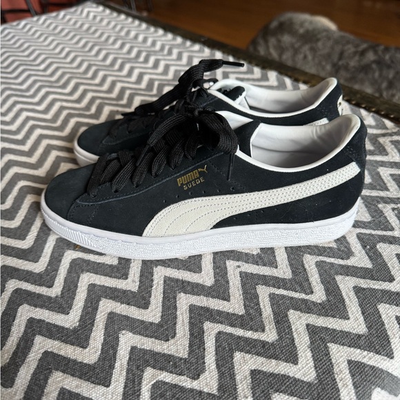 Puma Suede Sneakers - Picture 4 of 7